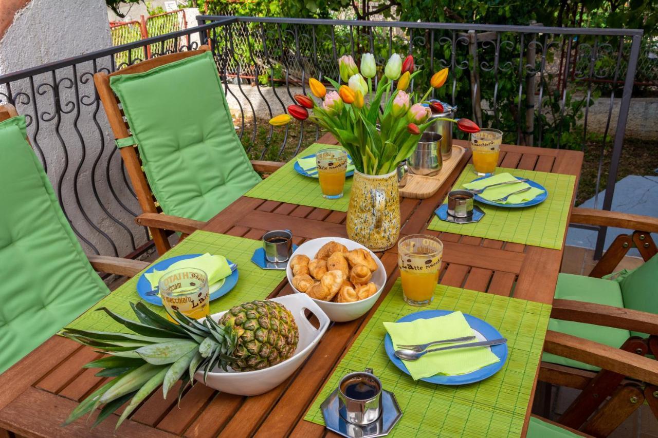 Apartman Dag Podstrana Luaran gambar