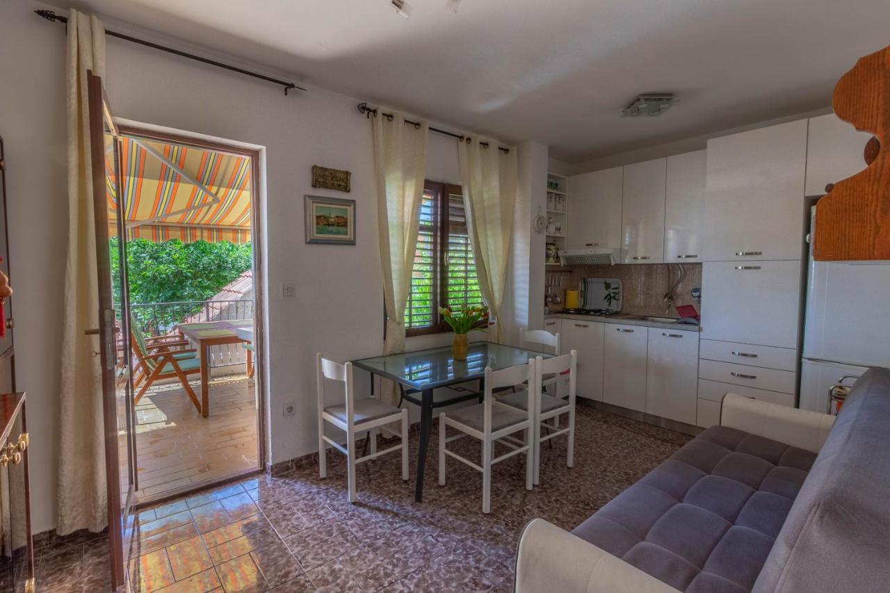 Apartman Dag Podstrana Luaran gambar