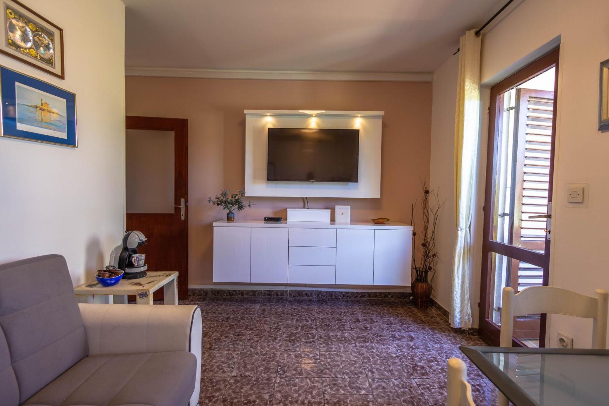 Apartman Dag Podstrana Luaran gambar